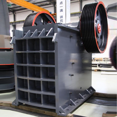 PE250*400 移動式岩石粉砕機 高容量T/H0.4-7.5とACモーターのマウス粉砕機