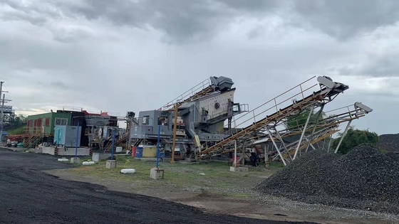 YG938E69 移動式マウスクラッシャー プラント グラニット石灰岩砂石 生産能力 70-150tph