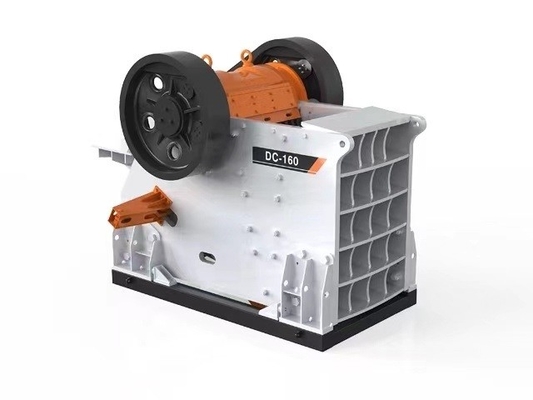 アウトレット サイズ 100-250mm 岩石クラッシャーとと 290-845tph 容量 ロックマウスのクラッシャー