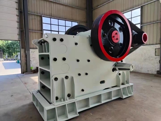 ロックマーブルグランイトと集積粉砕 C6Xカスタマイズされたマウスクラッシャーマシン