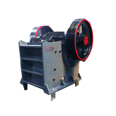 600*900mm 入口サイズ 5-800tph 容量を持つ石灰岩の口腔粉砕機