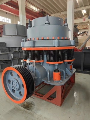 30-280kw モーターパワー パーソナライゼーション スプリングコーン クラッシャー 中程度の硬さ 脆い鉱石